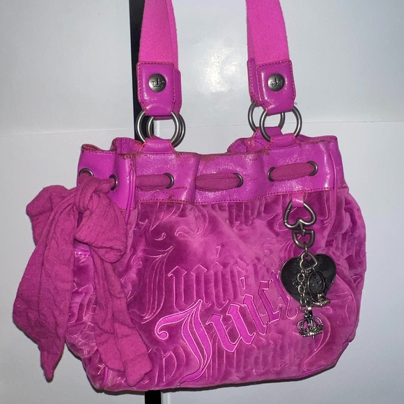 Juicy Couture Handbags - Rare Vintage Pink Juicy Couture Purse Y2K Tote Bag Handbag Daydreamer Velour